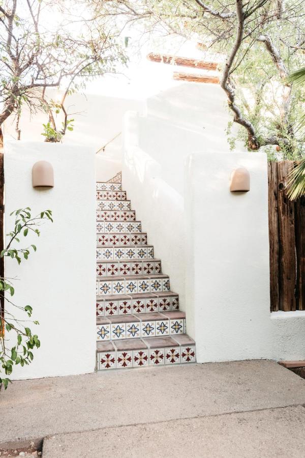 The Jth Tucson Hotel Avra Bagian luar foto